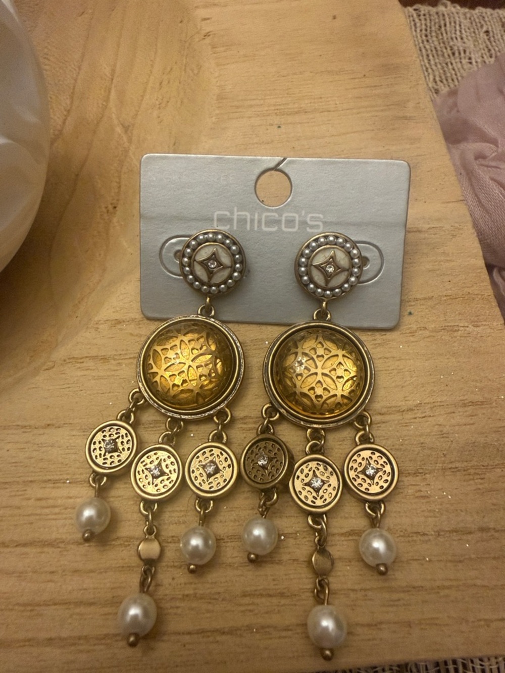 Chicos Vintage Style Chandelier Drop Earrings Gold Tone.